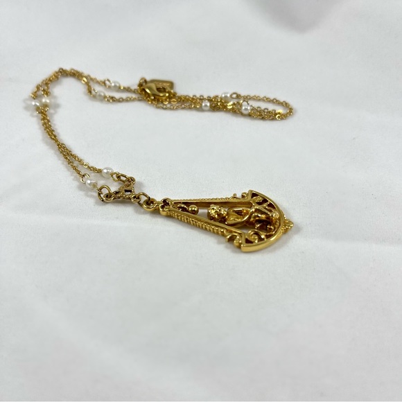 Vintage unique gold tone pendant necklace chain with faux pearls by 1928. - Picture 11 of 11